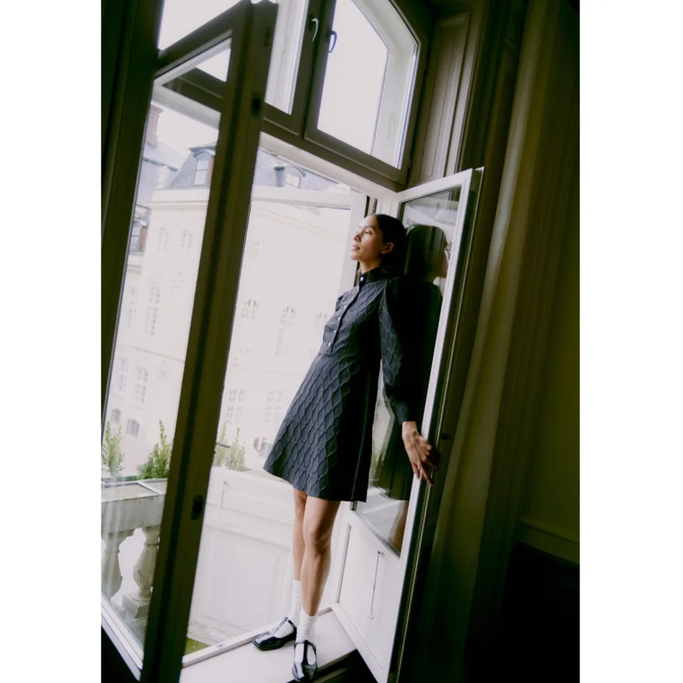 b.young dame kjole BYDESMORA - True Black