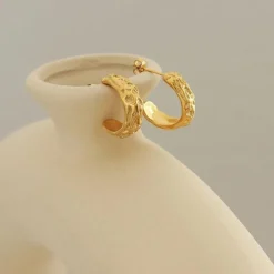 Muun Studios Irregulær C-Formet Ørering 18K Guldbelagt OE015 - Guld