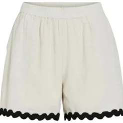 VILA DAME SHORTS VIMANDA - Birch Black Beauty